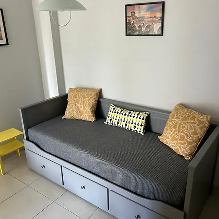 S-house Apartment *